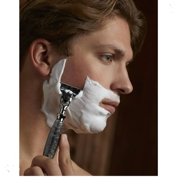 Union Razors SG4 5-Piece Razor Gift Set - Pearl Grey - Picture 7 of 9